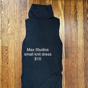 Max Studios small knit dress in grey